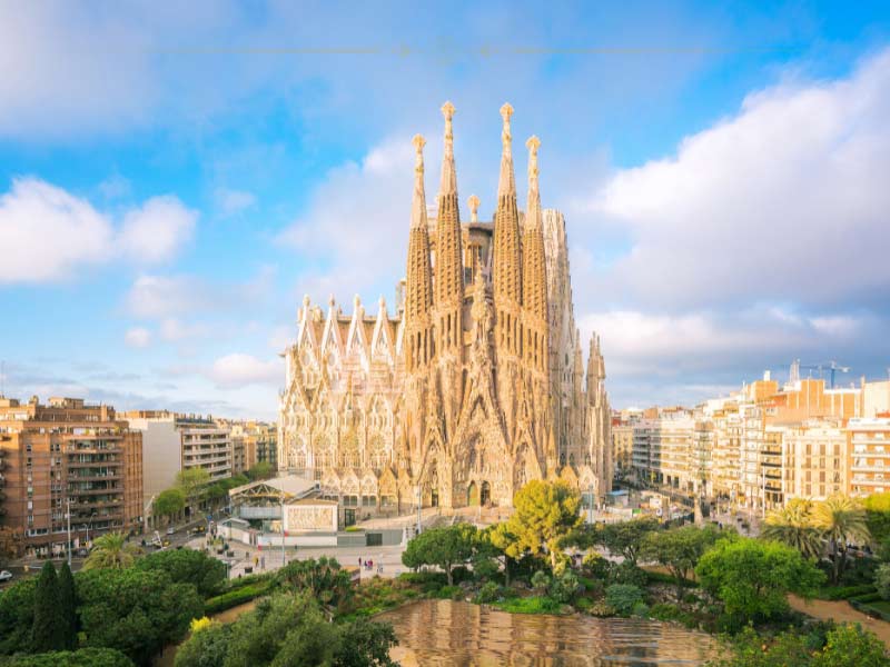 A photo of Sagrada Familia in Barcelona.